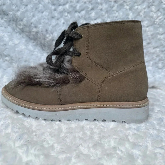 Johnston & Murphy Women’s Suede and Fur Lace-Up Ankle Boot Size 6.5 - Picture 12 of 12